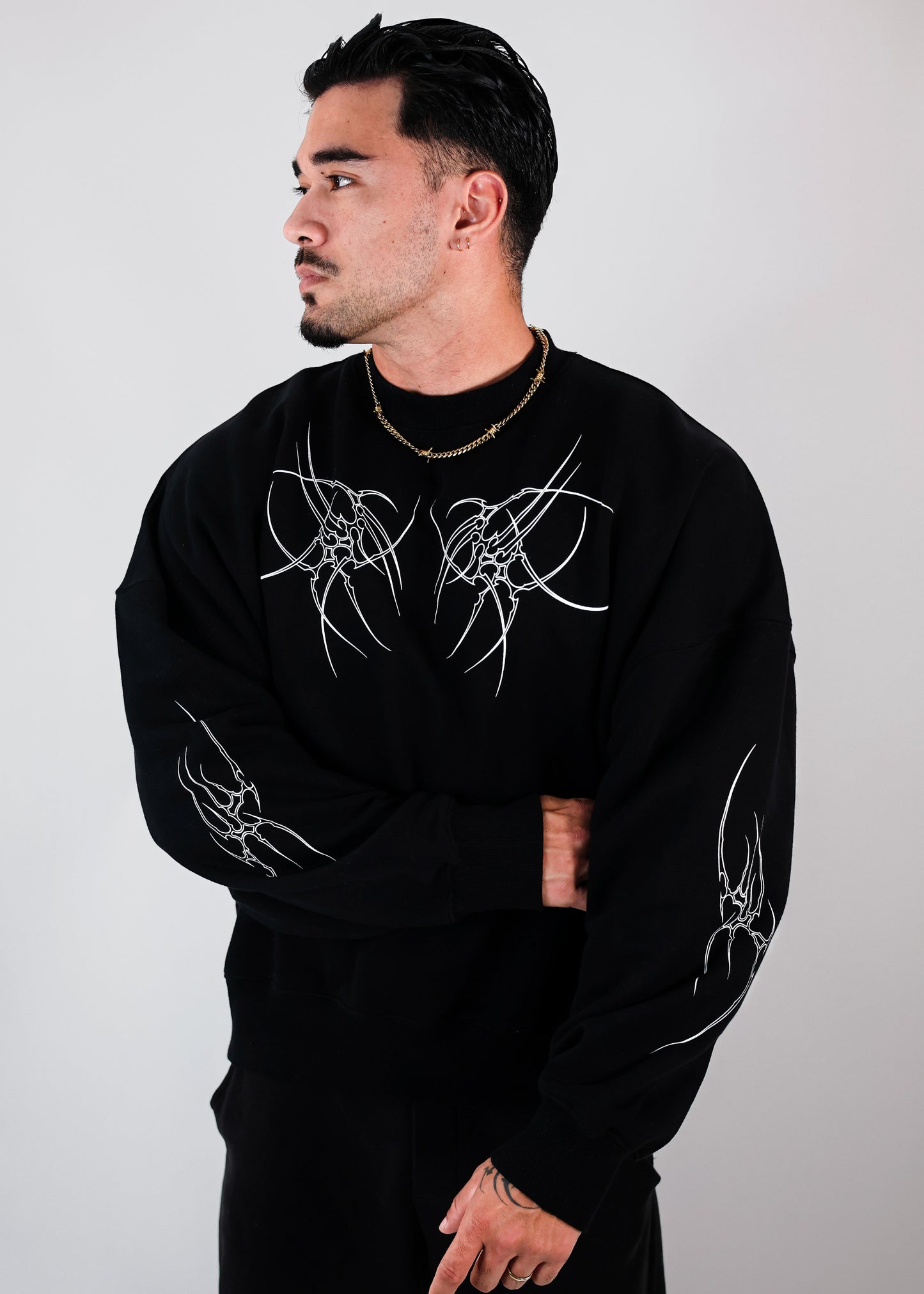 Sweat-Shirt Noir Design Tribal