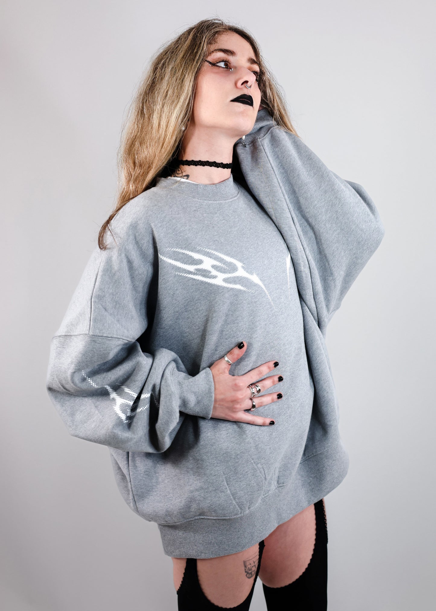 Sweat-Shirt Gris Chiné Design Tribal Dot Pattern