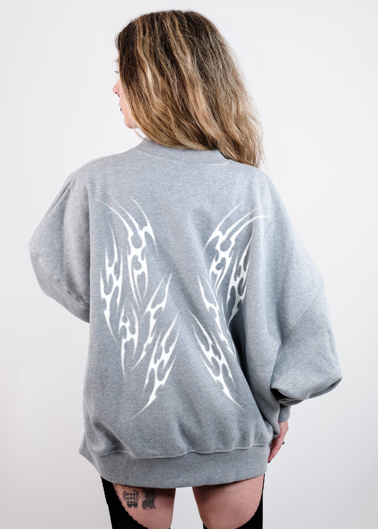 Sweat-Shirt Gris Chiné Design Tribal Dot Pattern